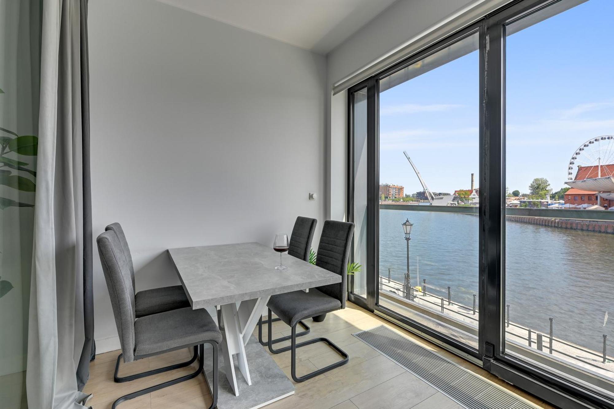 Symfonia Amazing River View Apartment By Downtown Apartments Гданьск Экстерьер фото
